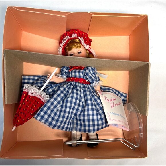 Madame Alexander Miniature Showcase Doll With Parasol & Red Bonnet, Signed Stand - Picture 6 of 7